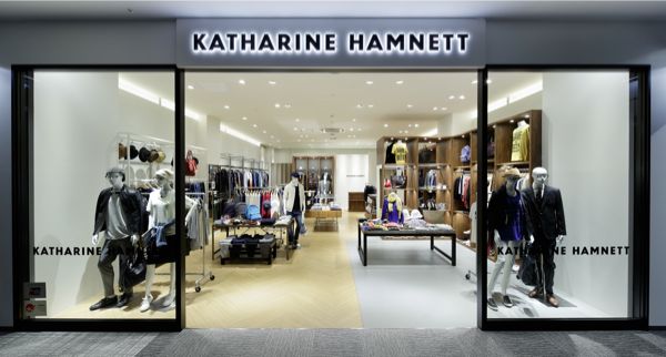 KATHARINE HAMNETT / 三井アウトレットパーク北陸小矢部